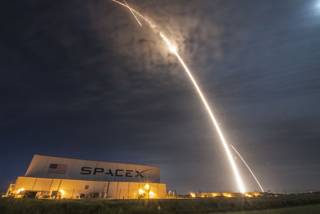 Two Rocket Launches Headed to Space Station: Russian and SpaceX Resupply Missions