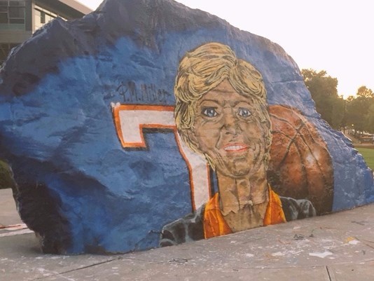 Pat Summitt's fight against Alzheimer's disease continues (Jul 13, 2016)