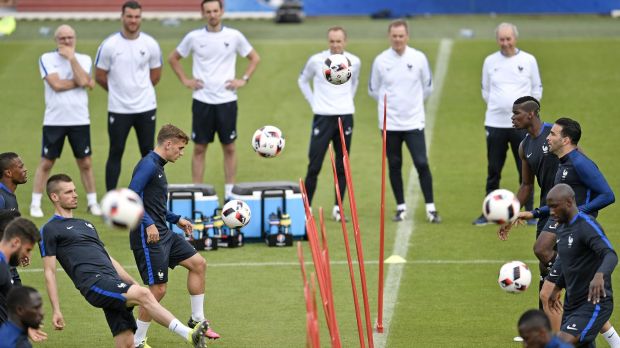 The French national team trains on Wednesday in preparation for facing Iceland in Saint-Denis