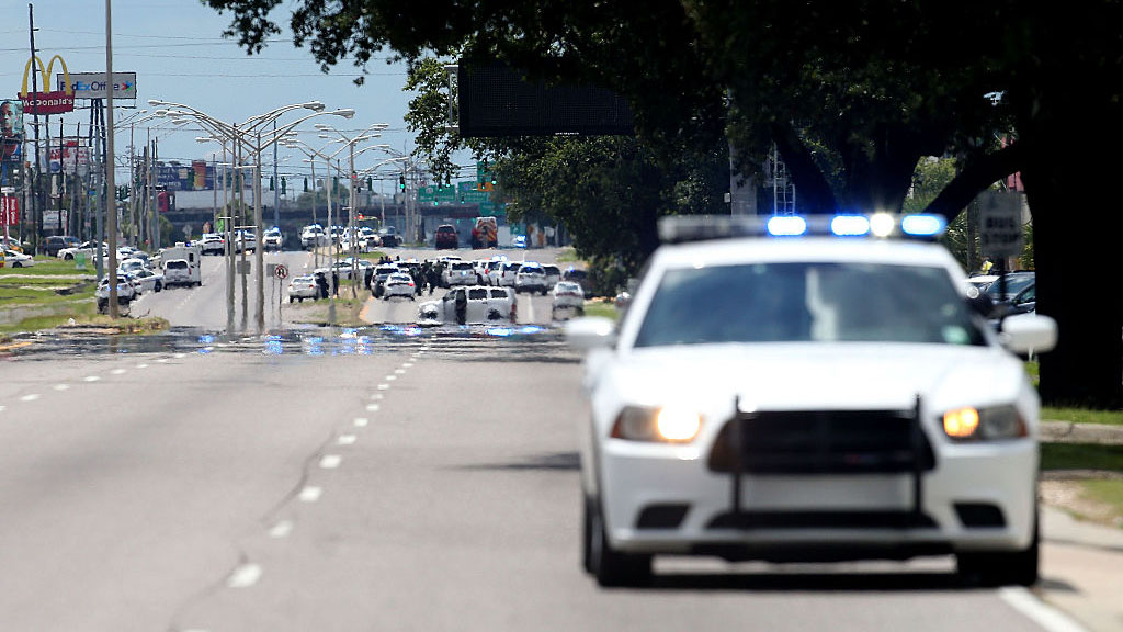 UPDATE: Source: 7 officers shot; 3 feared dead in Baton Rouge