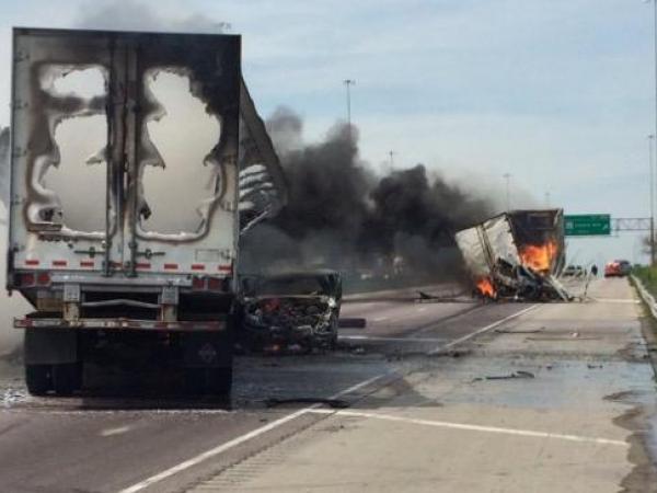 I-55 Shut Down 2 Trucks on Fire on Stevenson Expressway