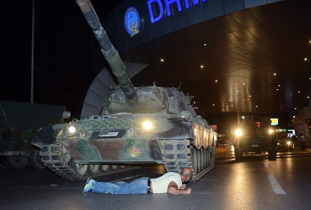 Turkey’s Military Coup is Playing Out On Facetime and Twitter The Turkish Military has claimed control of the government. Catrina Dennis