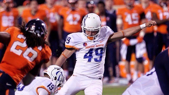 Tyler Rausa kicking vs. Virginia