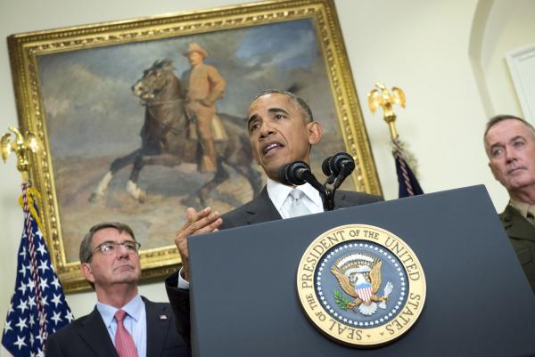 Obama announces slowdown of troop withdrawal from Afghanistan