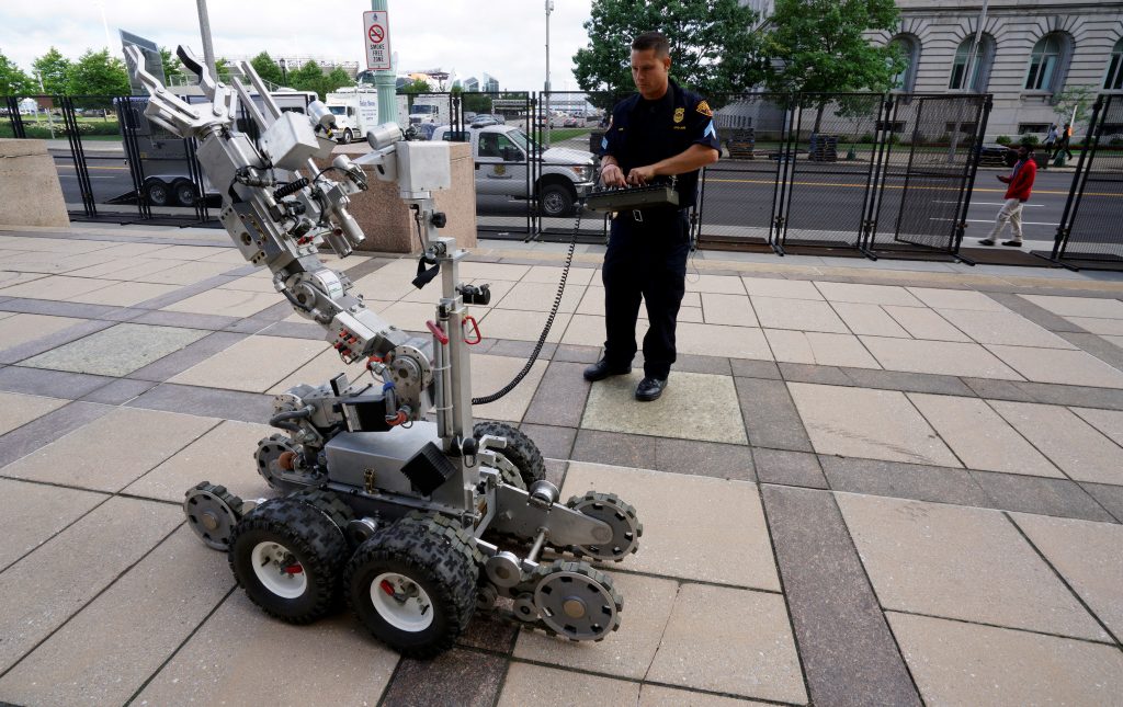 Top US officials warn of threats to upcoming conventions