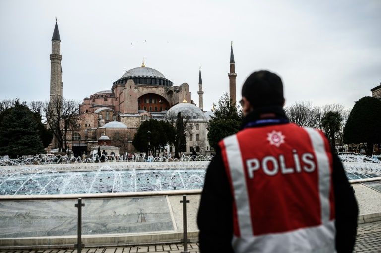 Turkish police officers stand guard at Sultanahmet in Istanbul