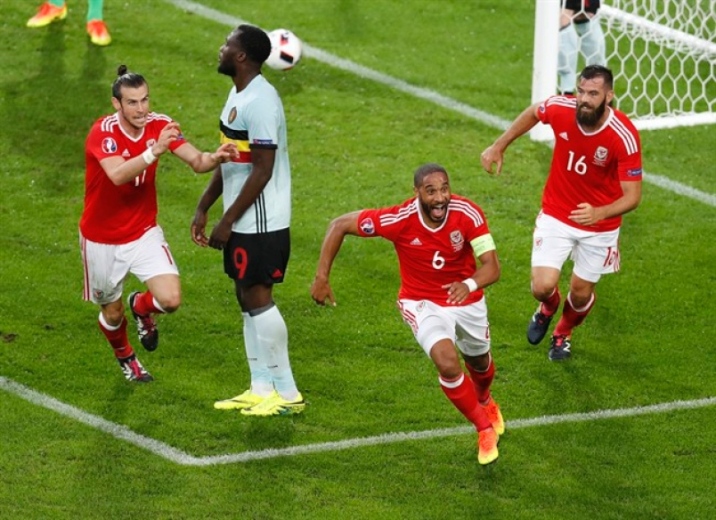 Euro 2016: Ryan Giggs Savours Wales' 'Greatest Night'