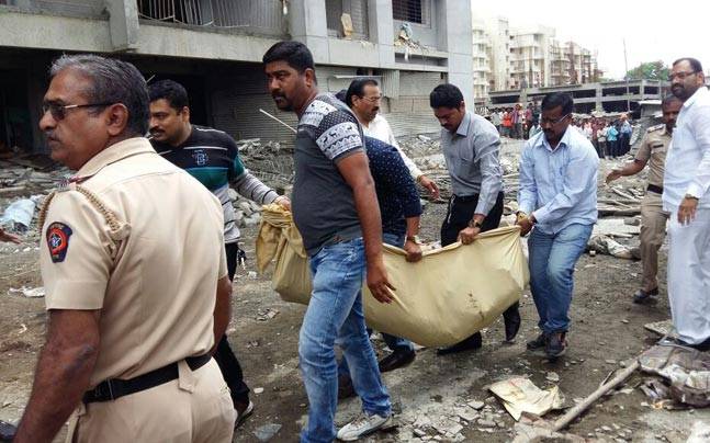 Under-construction building collapses in Pune