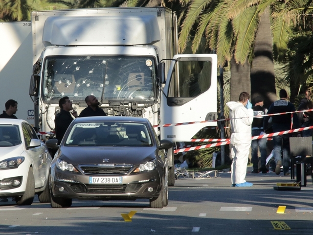 Three arrested for Nice truck terror attack, Islamic State claims responsibility