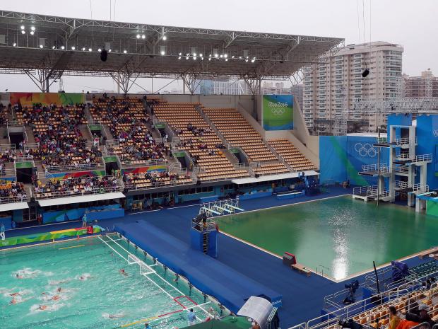 Why did Rio's Olympic diving pool turn green overnight?