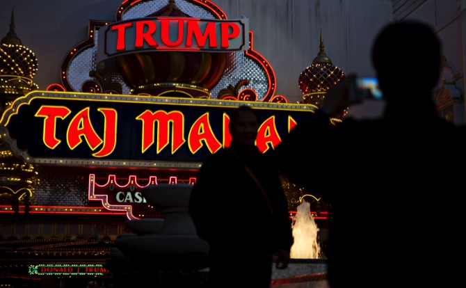 Trump Taj Mahal closing out after multiple bankruptcies and union strike