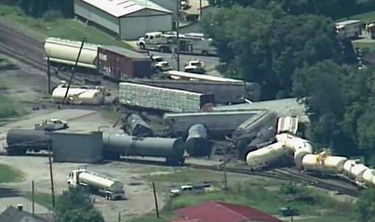 Train derails in Kentucky, some cars carrying hazardous materials