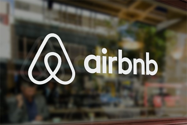 Airbnb raises $850 million in Series F round