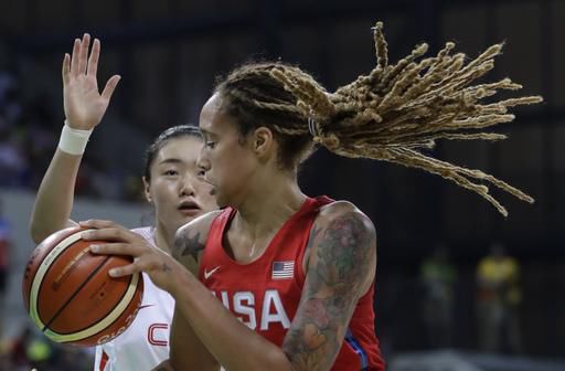 US rolls again in women's basketball routs China 105-62