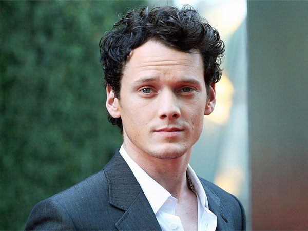 Parents of 'Star Trek's' Anton Yelchin to sue Fiat Chrysler over car death