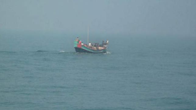 17 missing after Indian trawler sinks off Bangladesh