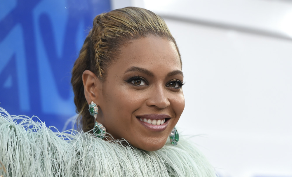 Beyonce arrives at the MTV Video Music Awards at Madison Square Garden on Sunday Aug. 28 2016 in New York