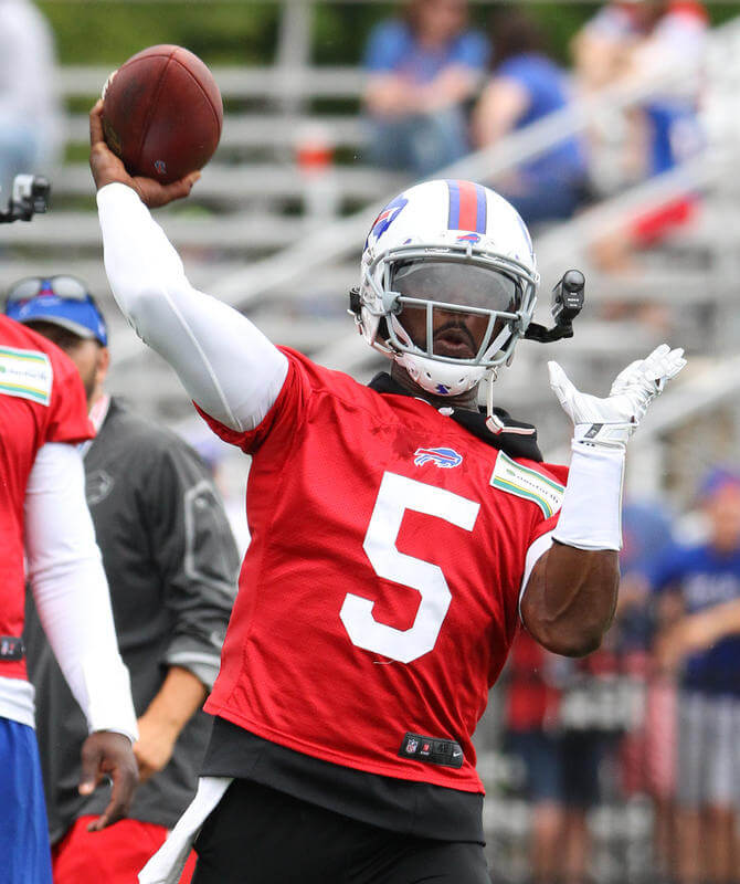 Bills' backfield looks for better training camp than off-season