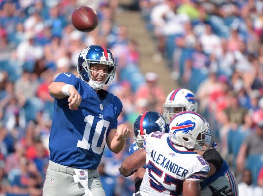 New York Giants quarterback Eli Manning passes