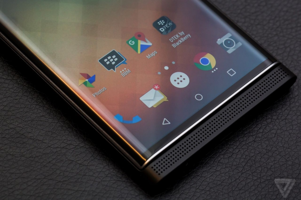 Get August Security Patch for BlackBerry Priv with this Marshmallow Beta Update