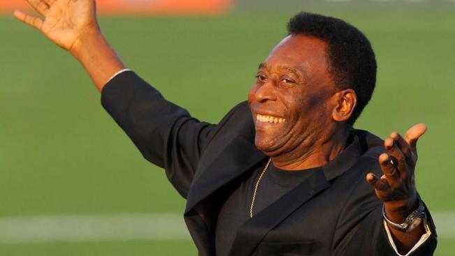 Brad Penner-USA Today Sports Pele salutes a crowd in 2013