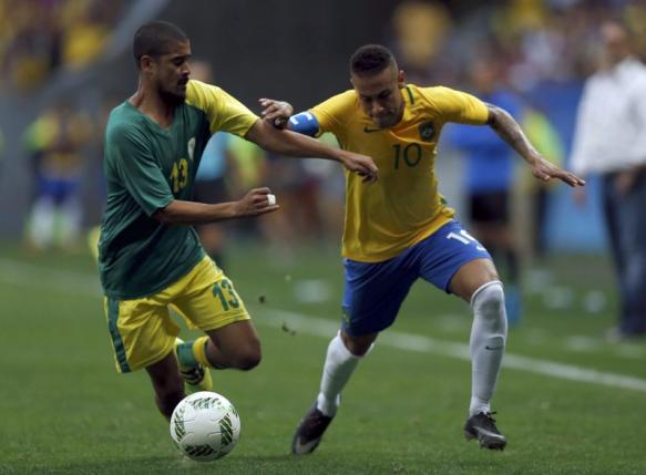 2016 Rio Olympics- Soccer- Preliminary- Men's First Round- Group A Brazil v South Africa- Mane Garrincha Stadium- Brasilia Brazil- 04/08/2016. Abbubaker Mobara of South Africa and Neymar of Brazil fight for the ball. REUTERS  Uesle