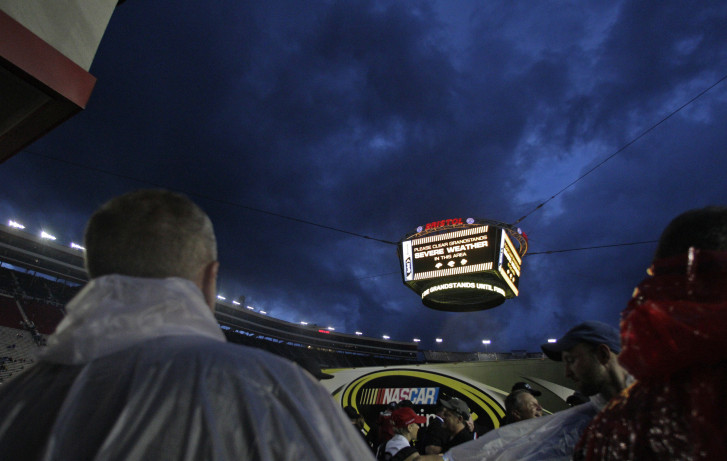 NASCAR Sprint Cup race stopped once more for rain