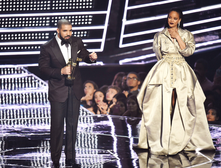 MTV VMAs to feature Kanye West, Rihanna, Britney Spears