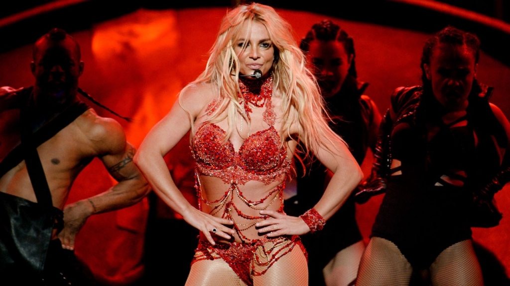 Britney Spears offers chance to meet her if you donate to flood relief