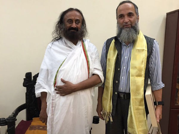 Sri Sri Meets Terrorist Burhan Wani's Father, Says Meeting Was 'Humanitarian'