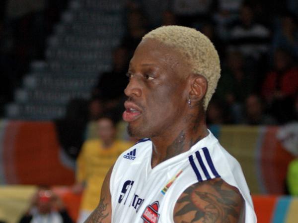 Dennis Rodman Wanted for Felony Hit-and Run in Wrong Way Crash