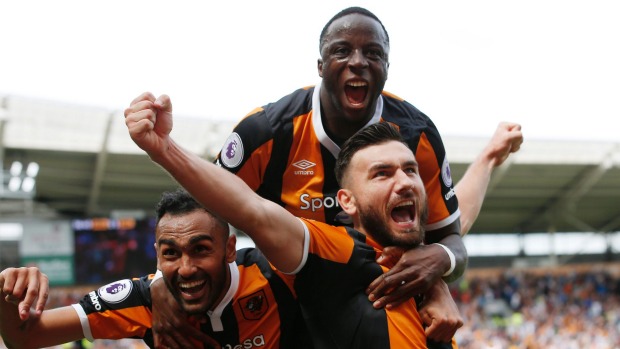 Hull City's Robert Snodgrass celebrates his match-winning goal against Leicester City