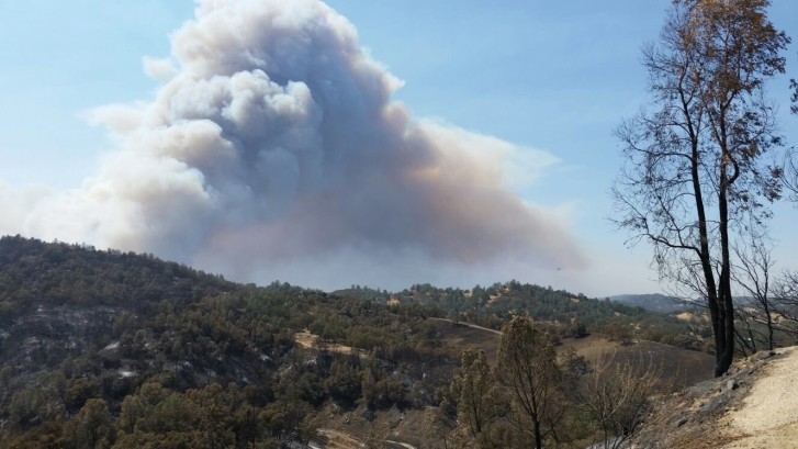 Hearst Castle threatened by fast-moving Chimney fire