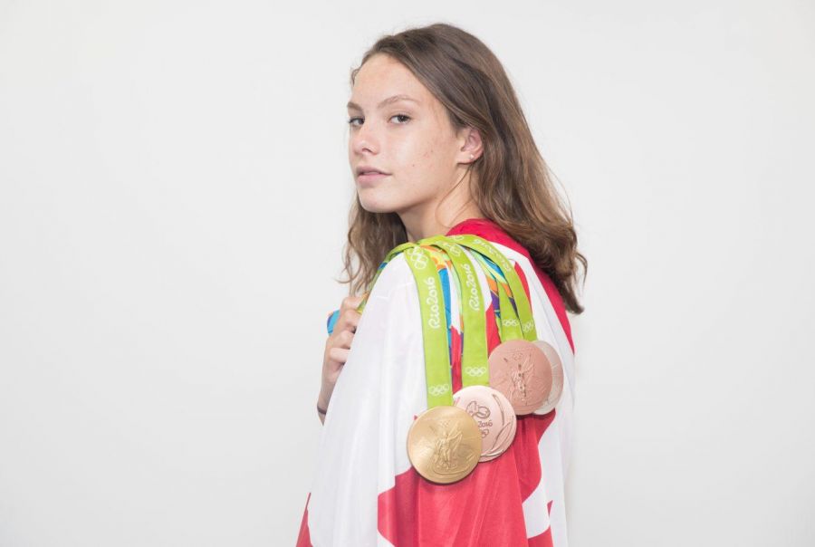 Committee. Swimmer Penny Oleksiak 16 will proudly hold up Canada's flag during this year's closing ceremony in Rio