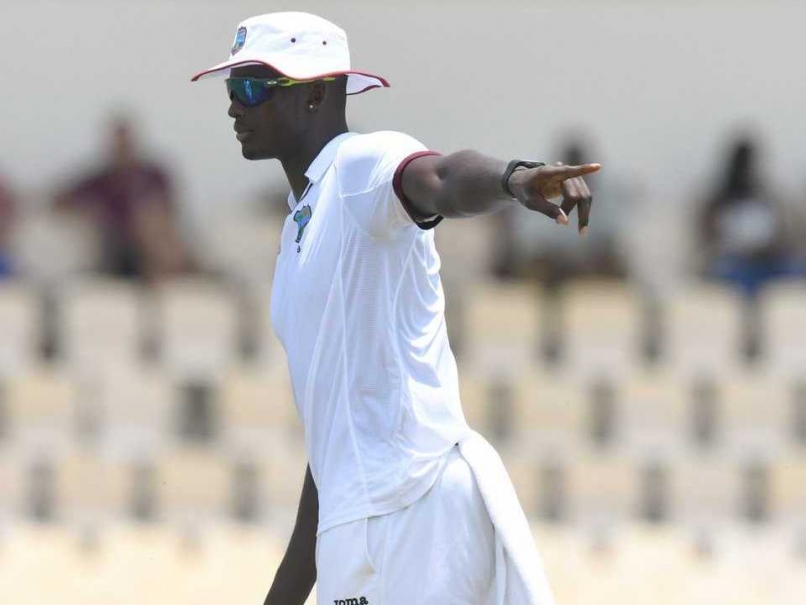 Captain Jason Holder giving instructions to the West Indies during third Test