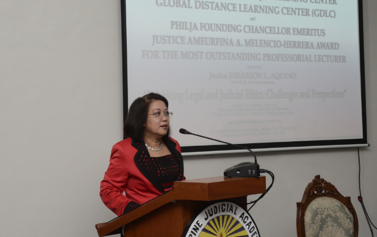 Chief Justice Maria Lourdes Sereno