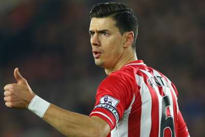 Claude Puel confident of Jose Fonte remaining at Southampton