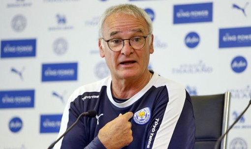 Claudio Ranieri signs new deal at Leicester City