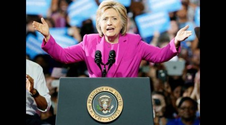 Clinton leads Trump by 6 points:poll