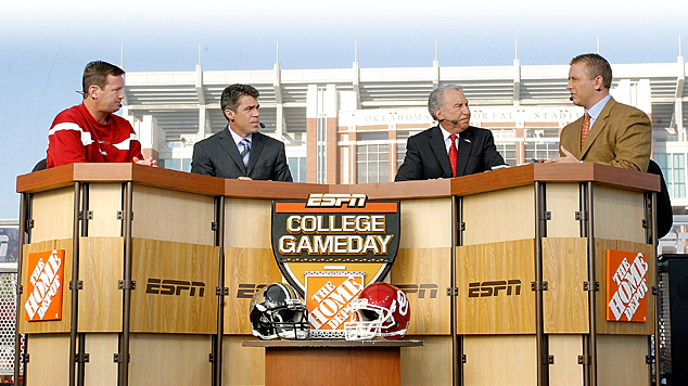 ESPN's College GameDay will head to Lambeau Field for LSU-Wisconsin