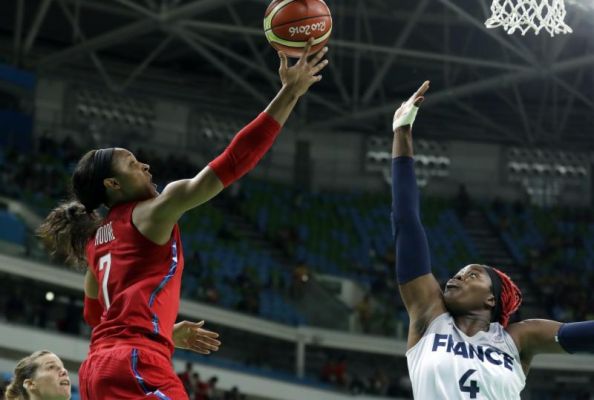 United States Maya Moore left shoots over France's