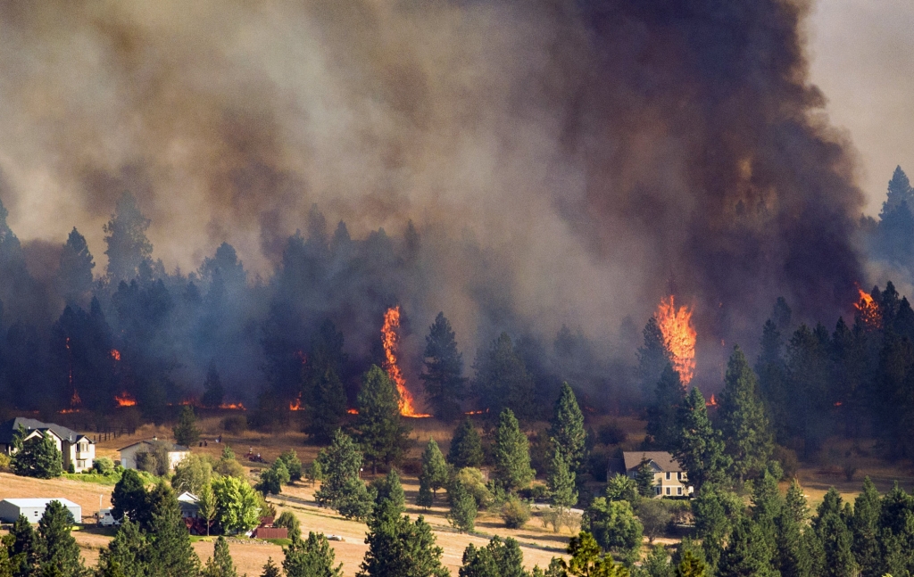 Crews battle blazes in California, Washington state, Wyoming