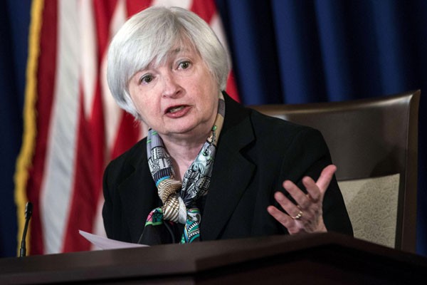 Saxo Bank USD risks two-way around Yellen speech