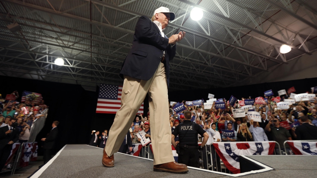 Donald Trump campaigning in Michigan Friday evening