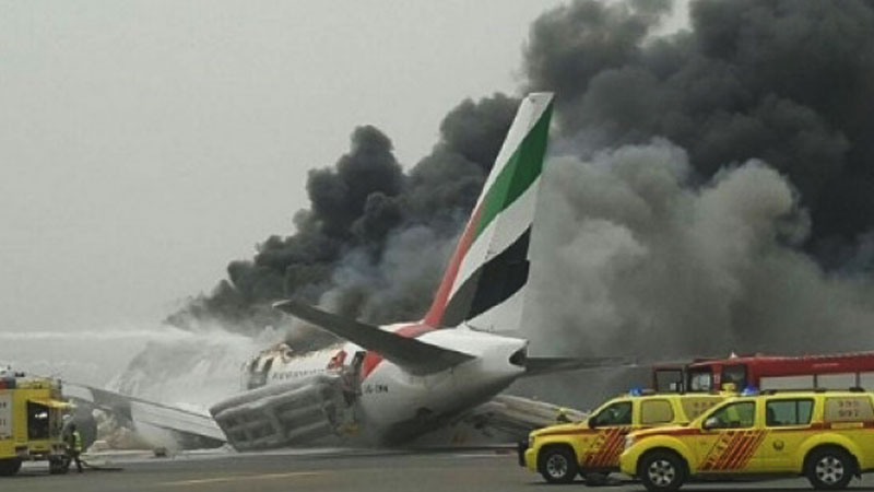 Firefighter dies after Dubai plane crash