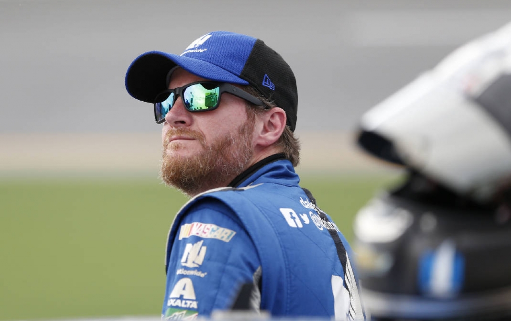 Dale Earnhardt Jr. still has concussion-like symptoms, says return to racing uncertain