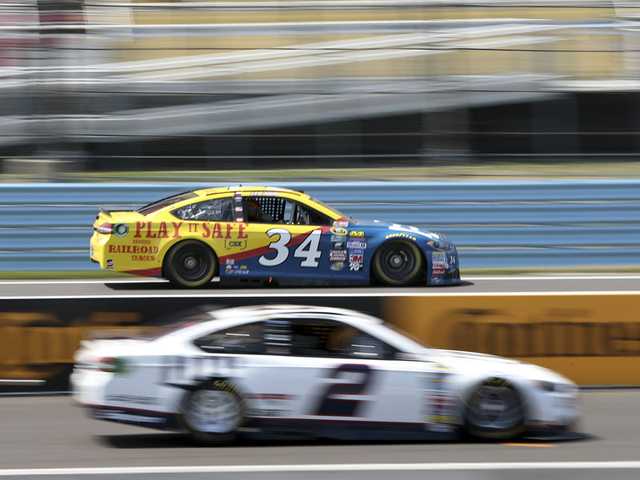 Rookie Chris Buescher shoots for the Chase