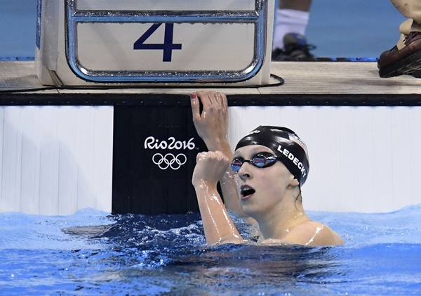 Katie Ledecky Defends 800 Free Title, Shatters Own World Record