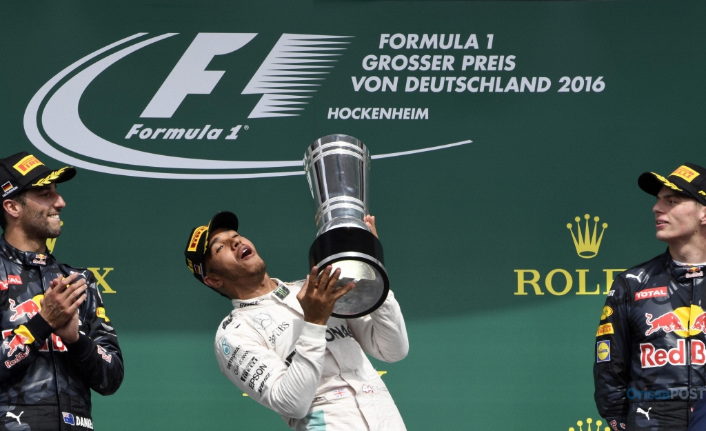 Hamilton races to title glory