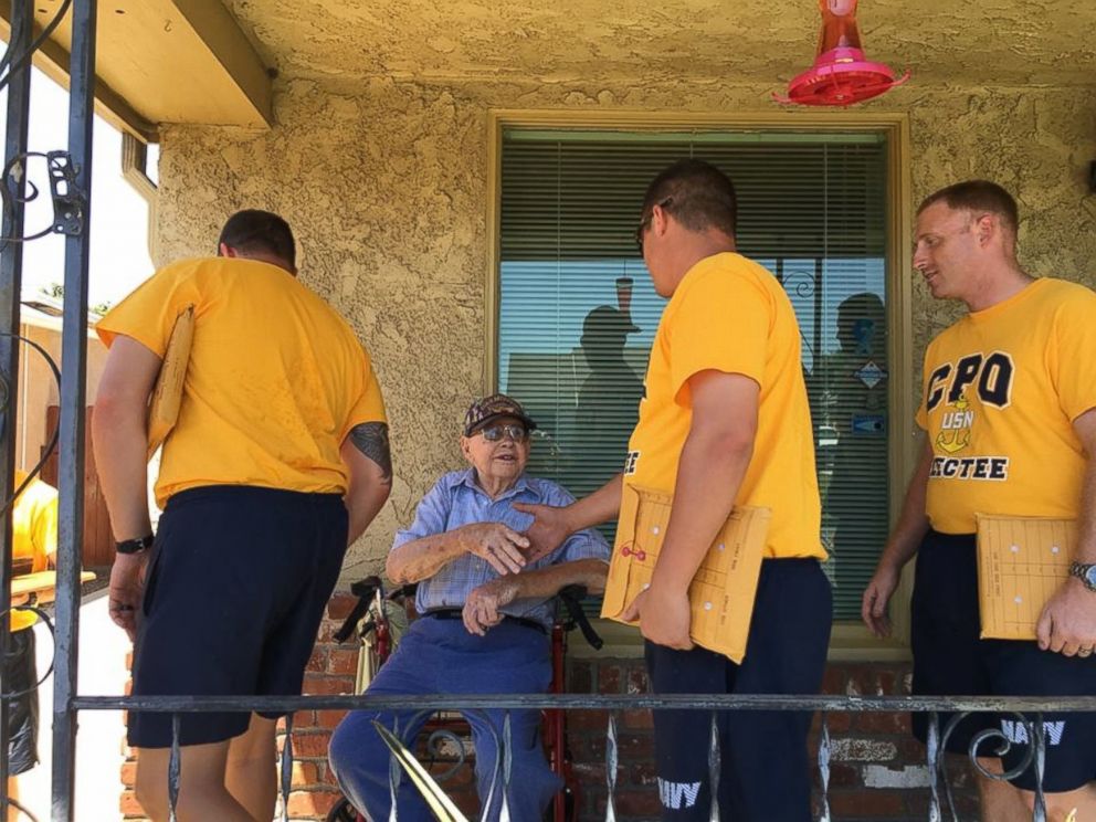 Veteran Goes Viral When Group Sings Anchors Aweigh at His Doorstep